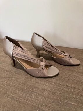 Nine West Heels | Size 6 | Good Used Condition